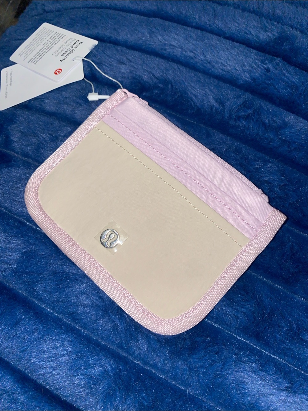 LAST ONE💢 Lululemon True Identity Card Case